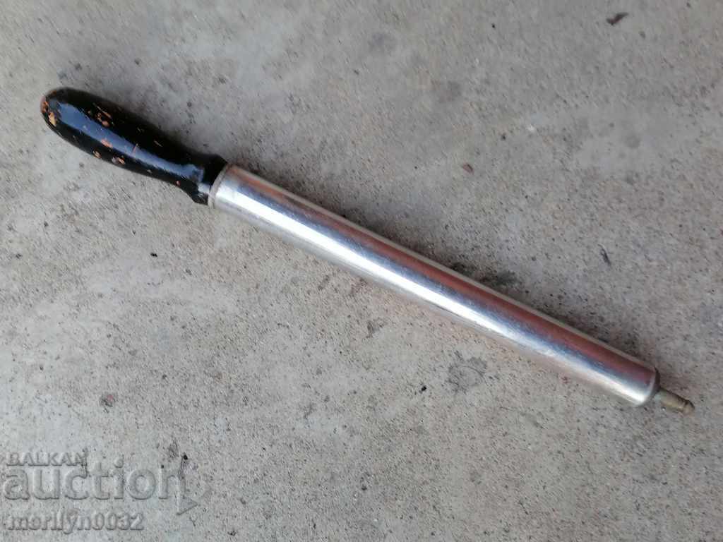 Auction Old pump for bicycle wheel Auction Old pump for bicycle wheel