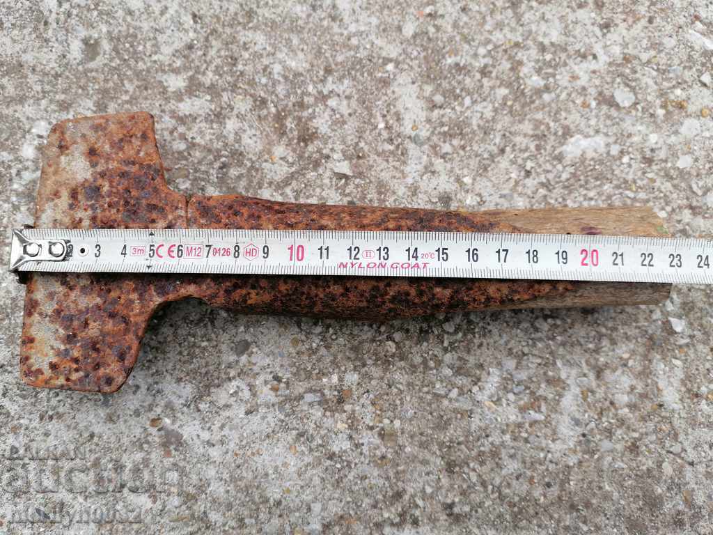 Delivery of Old forged scabbard, hoe, gingerbread, gingerbread Delivery of Old forged scabbard, hoe, gingerbread, gingerbread