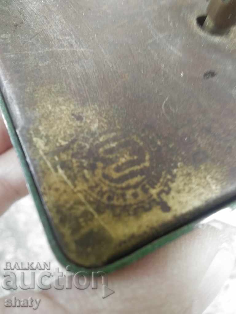 Ceas vechi de pușculiță cu preț 35.00 BGN | € 17.90 Ceas vechi de pușculiță cu preț 35.00 BGN | € 17.90