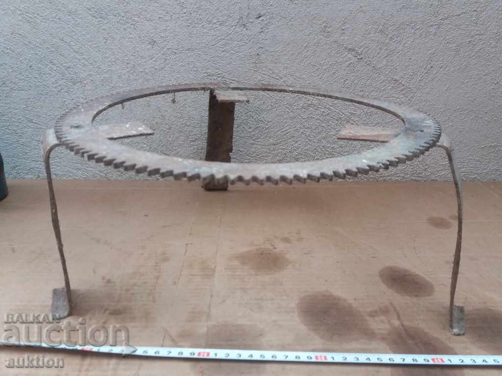 OLD REVIVAL FORGED PIROSTIA with price 8.99 BGN | € 4.60