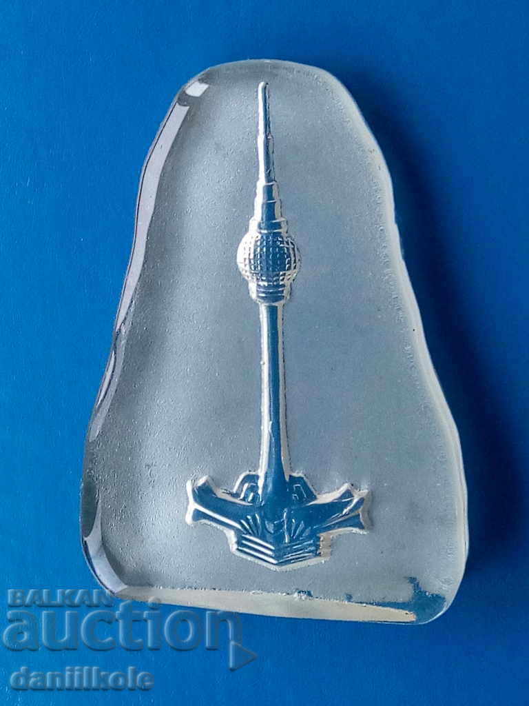 Delivery of *$*Y*$* PRESPAPY TV TOWER IN BERLIN GLASS *$*Y*$*