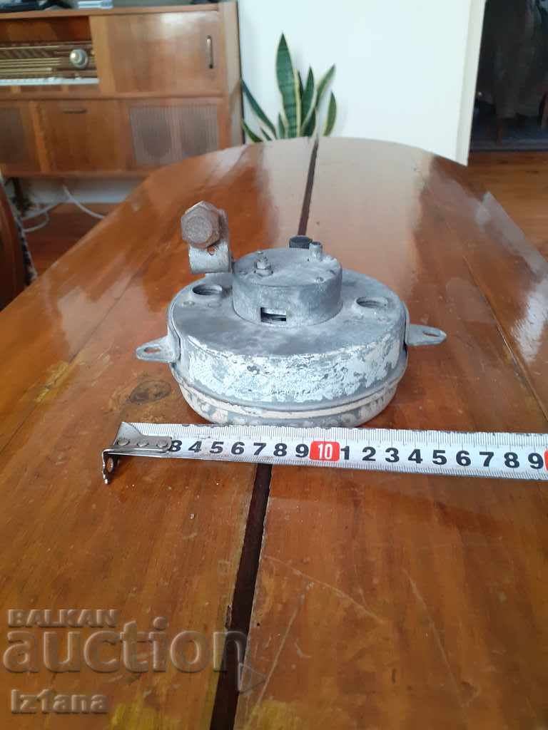 Delivery of Old Clock from Warsaw