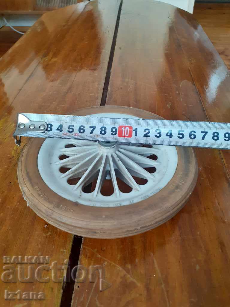 Delivery of Old tires, wheels Delivery of Old tires, wheels