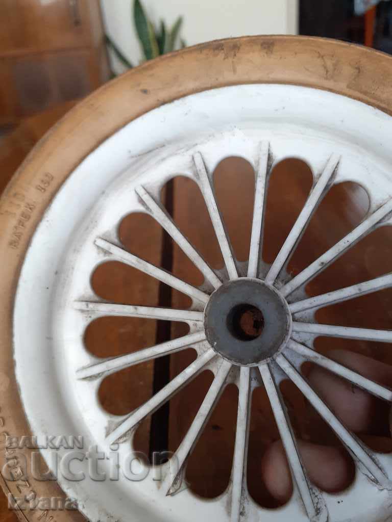 Old tires, wheels - 5 Old tires, wheels - 5