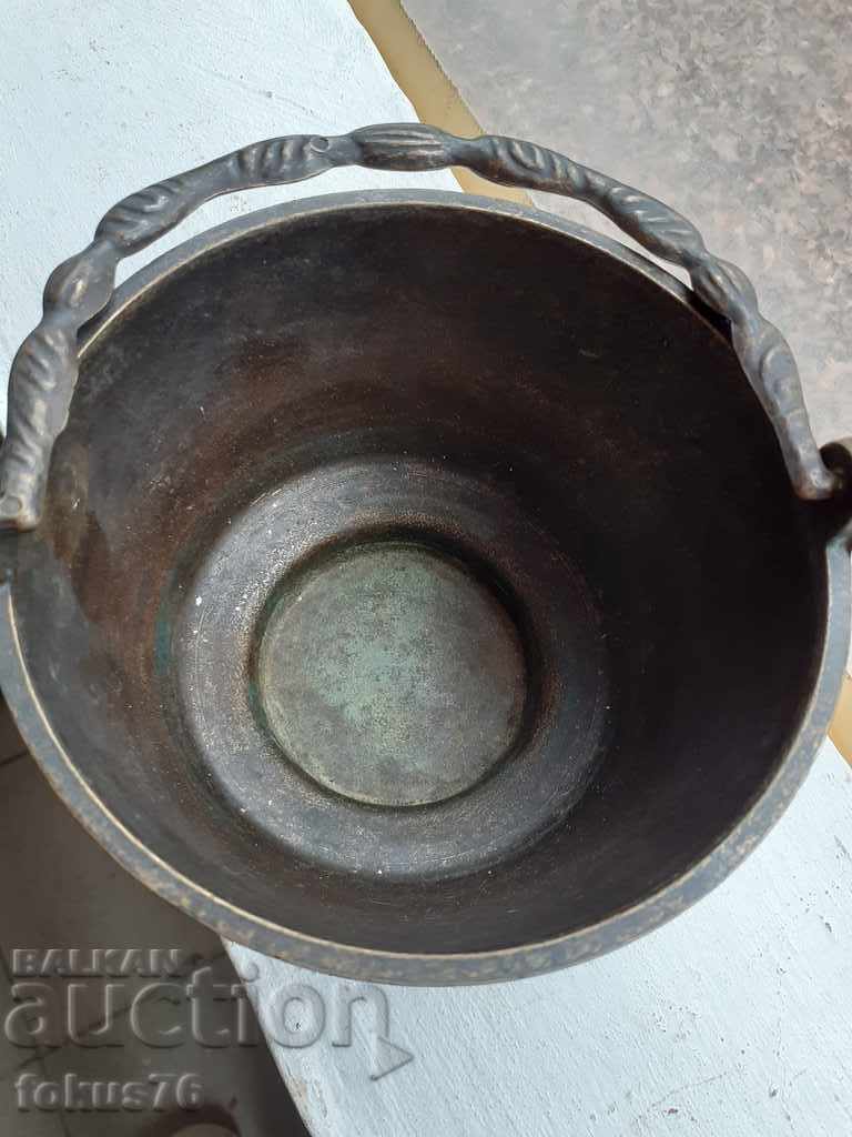 INTERESTING BRONZE COURT MENCHE - 6 INTERESTING BRONZE COURT MENCHE - 6