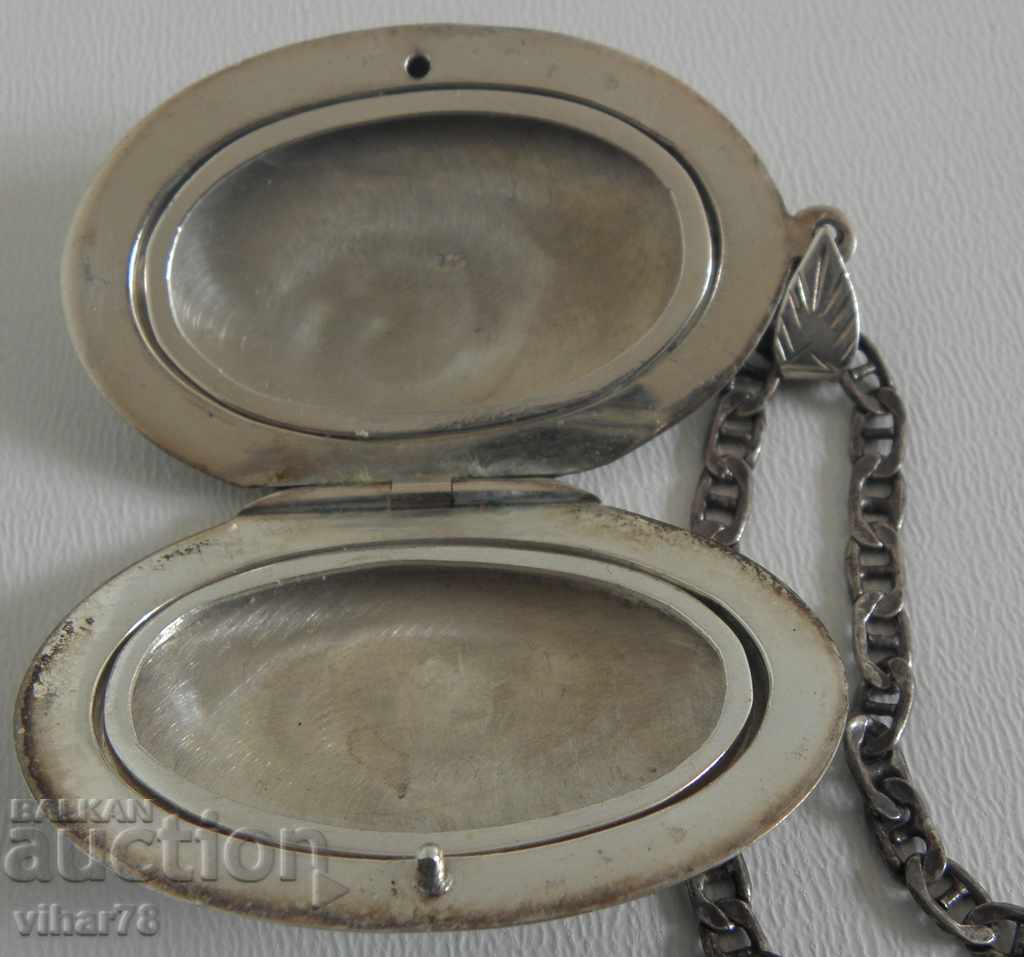 OLD SILVER MEDALLION FOR PHOTO. - 5