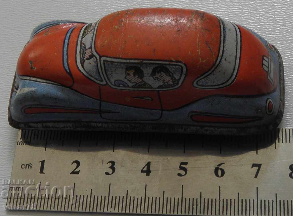 Auction  Metal mechanical trolley-does not work-no key