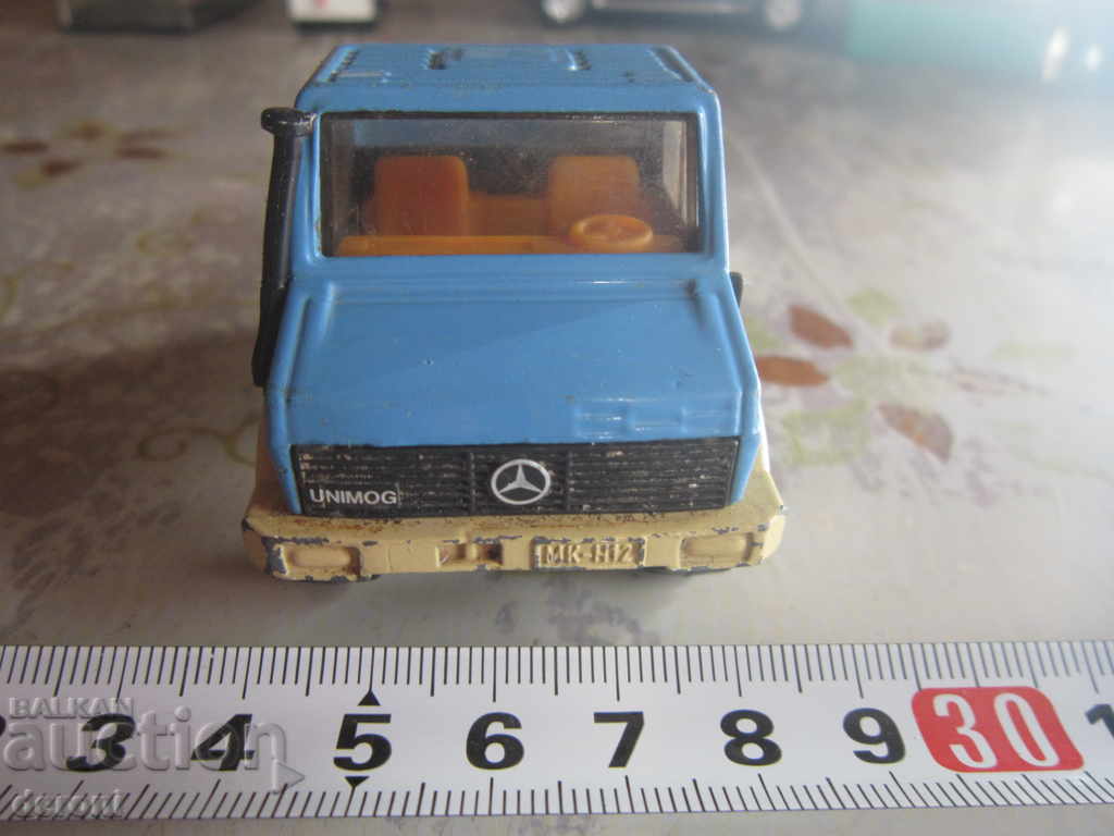 Φορτηγό τρόλεϊ αυτοκινήτου Mercedes Benz Unimog με τιμή 20.00 BGN | € 10.23
