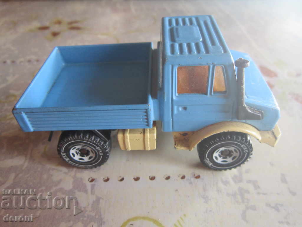 Φορτηγό τρόλεϊ αυτοκινήτου Mercedes Benz Unimog - 7