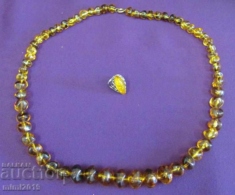 Vintage Women's Necklace, Necklace and Ring with price 21.00 BGN | € 10.74 Vintage Women's Necklace, Necklace and Ring with price 21.00 BGN | € 10.74