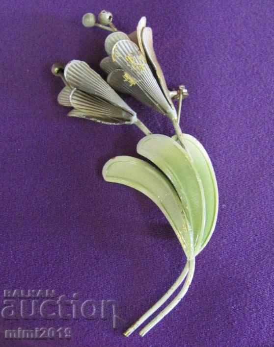 Auction 30s Vintic 2 pcs. Metal Brooches Auction 30s Vintic 2 pcs. Metal Brooches