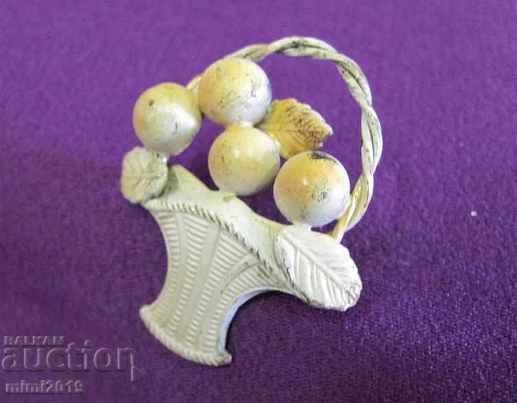 30s Vintic 2 pcs. Metal Brooches - 7 30s Vintic 2 pcs. Metal Brooches - 7