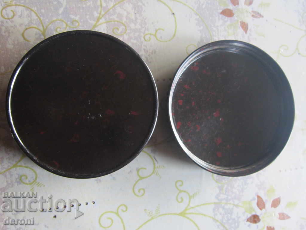 Παράδοση Κουτί από βακελίτη για κεχριμπάρι κοσμήματα Παράδοση Κουτί από βακελίτη για κεχριμπάρι κοσμήματα