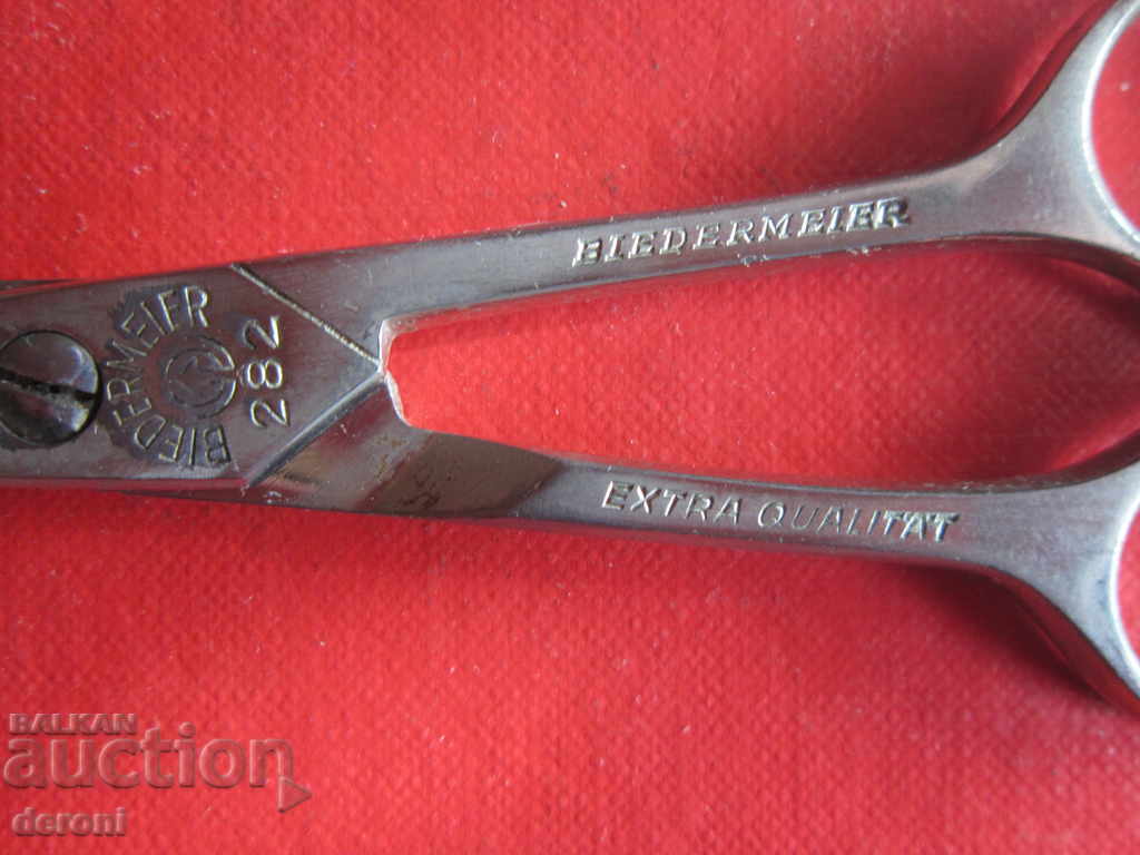 Foarfece unice de coafură frizerie foarfece Solingen 2 cu preț 30.00 BGN | € 15.34