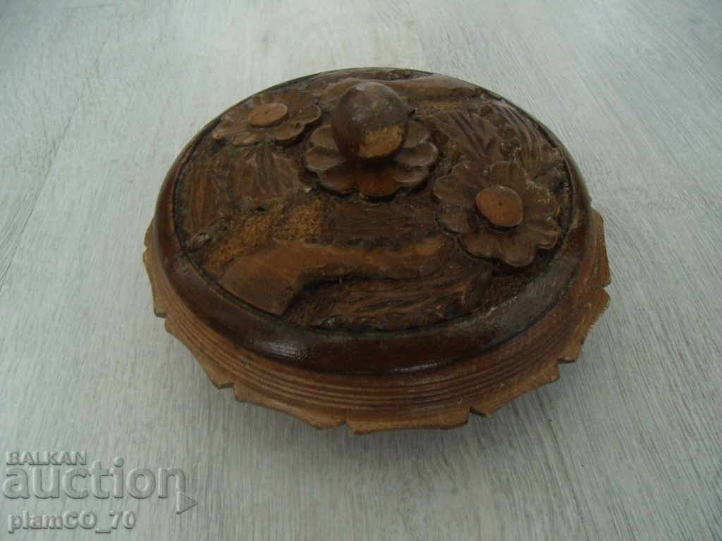 № * 5056 old wooden box with carved ornaments