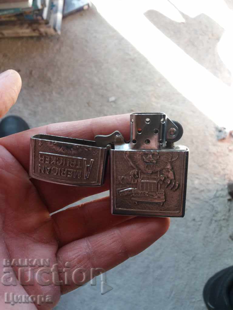 ZIPPO LIGHTER - 6 ZIPPO LIGHTER - 6