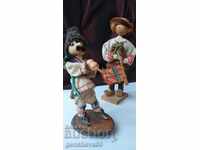 Russian dolls, musicians, souvenirs, 80s wear