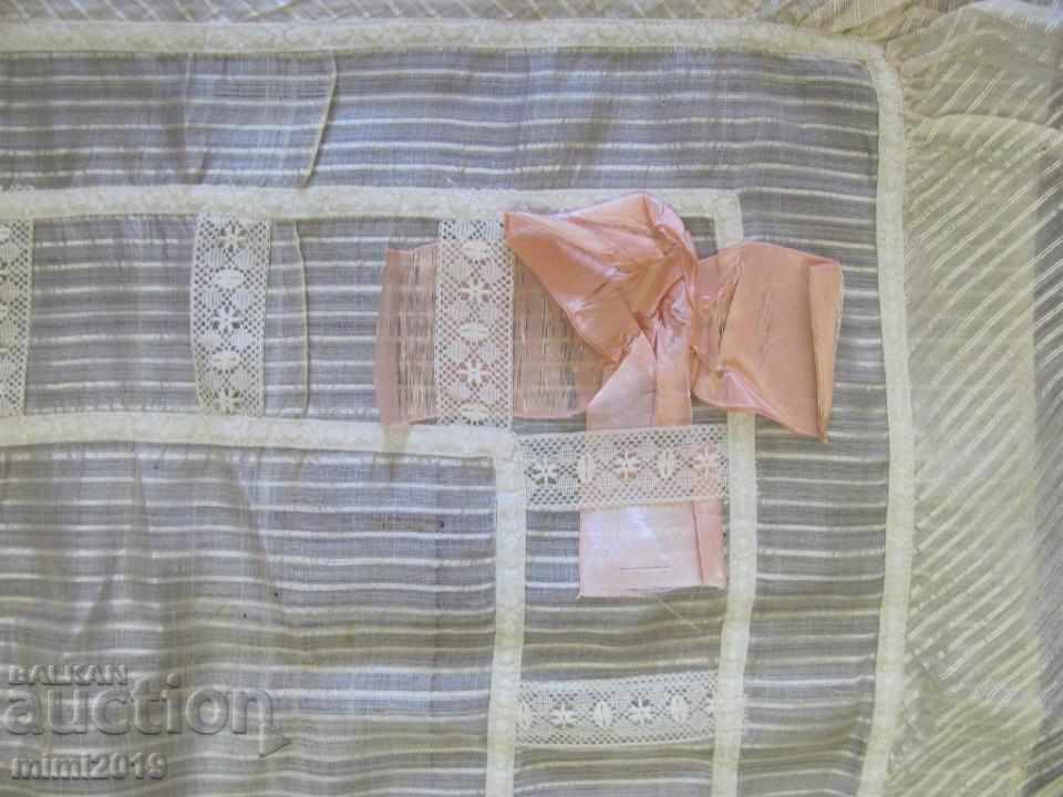 Delivery of 19th century Tablecloth, Kare silk kenar Delivery of 19th century Tablecloth, Kare silk kenar