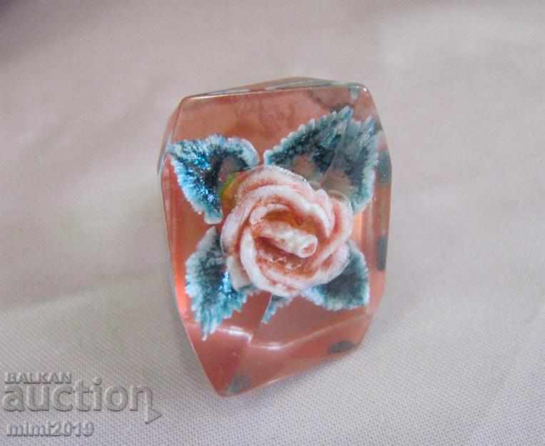 70s Ladies Plexiglas Ring with price 30.00 BGN | € 15.34 70s Ladies Plexiglas Ring with price 30.00 BGN | € 15.34