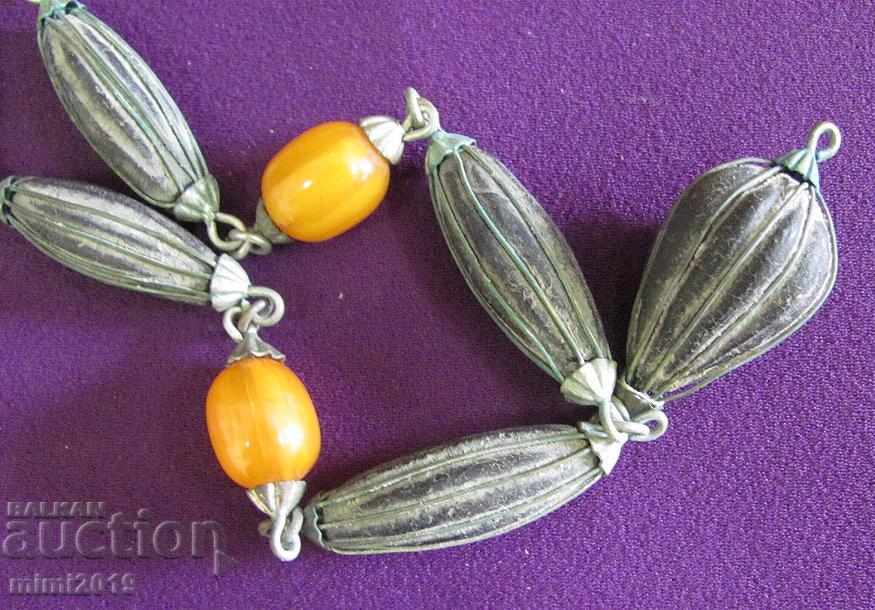 Old Ladies Necklace - 5 Old Ladies Necklace - 5