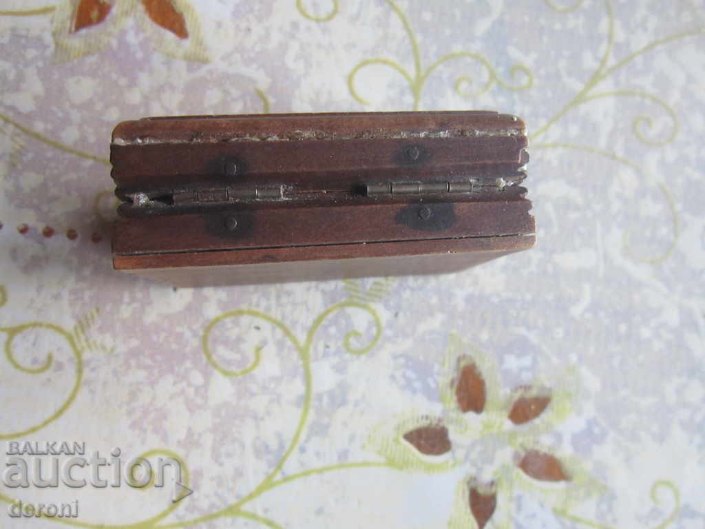 Auction Unique engagement ring box engagement rings edelweiss Auction Unique engagement ring box engagement rings edelweiss