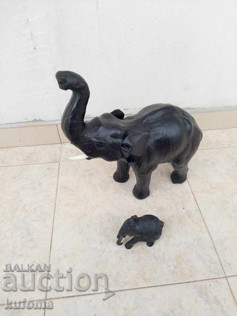 Two elephant figurines