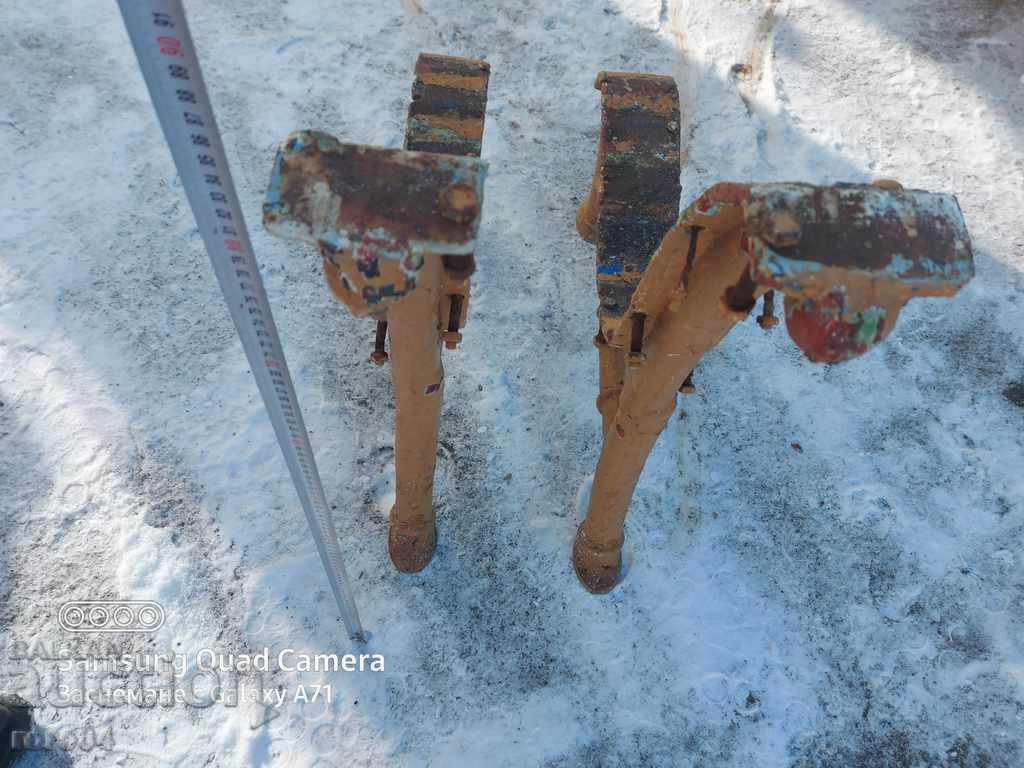 Delivery of BENCH - CAST IRON - KINGDOM OF BULGARIA - 75 kg.