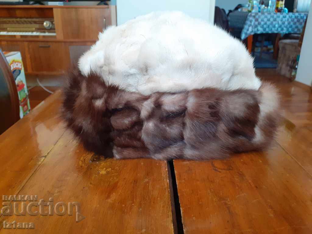 Old Russian winter hat with price 30.00 BGN | € 15.34 Old Russian winter hat with price 30.00 BGN | € 15.34