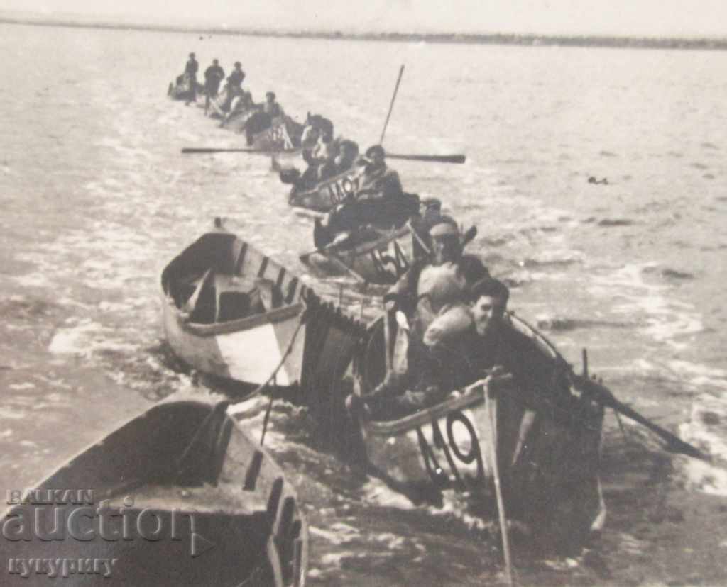 Auction Old photo card Burgas 307 "Fishermen" 1954. Auction Old photo card Burgas 307 "Fishermen" 1954.