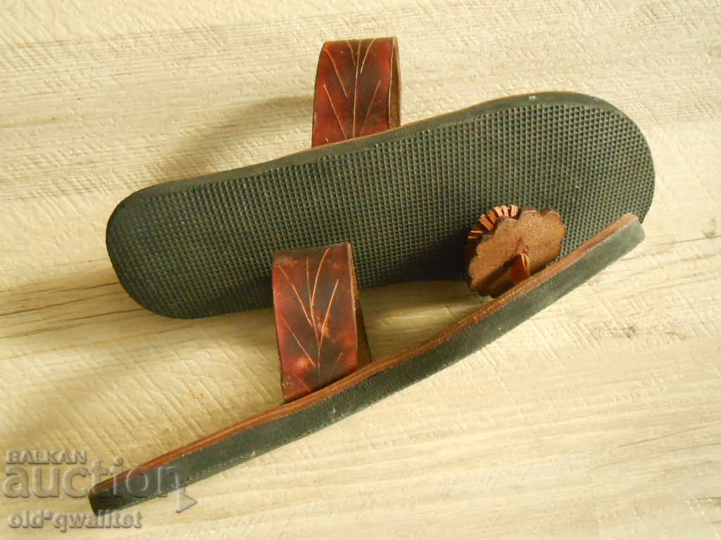 Delivery of Original leather women's summer slippers, super model solution 41/42 Delivery of Original leather women's summer slippers, super model solution 41/42