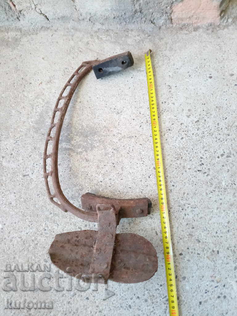 Old pole dancing pole