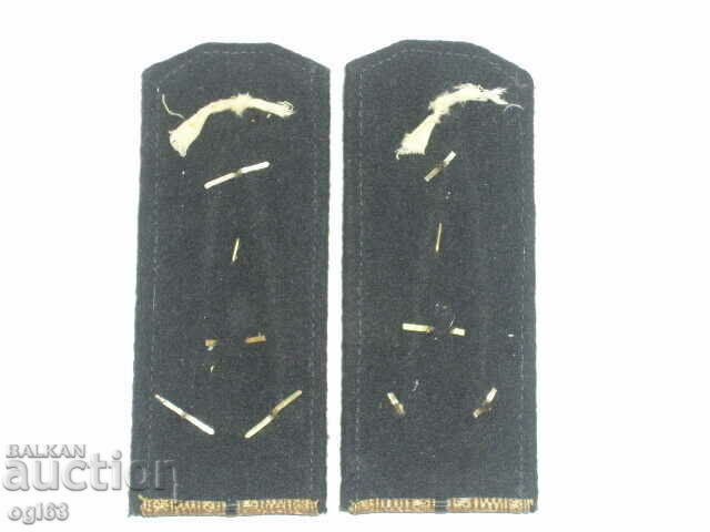 Royal epaulettes 59 with price 89.90 BGN | € 45.97