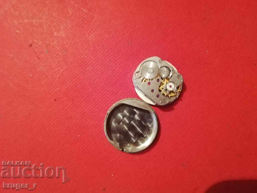 Доставка на Машинка от дамски часовник Слава