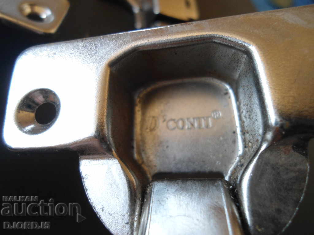 Lot hinges, 6 pieces, marked with price 10.00 BGN | € 5.11 Lot hinges, 6 pieces, marked with price 10.00 BGN | € 5.11