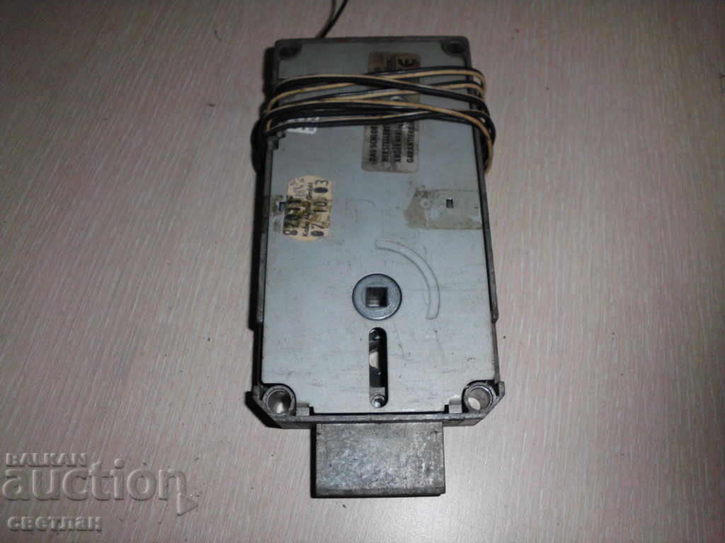 Auction ELECTRIC CASH LOCK Auction ELECTRIC CASH LOCK