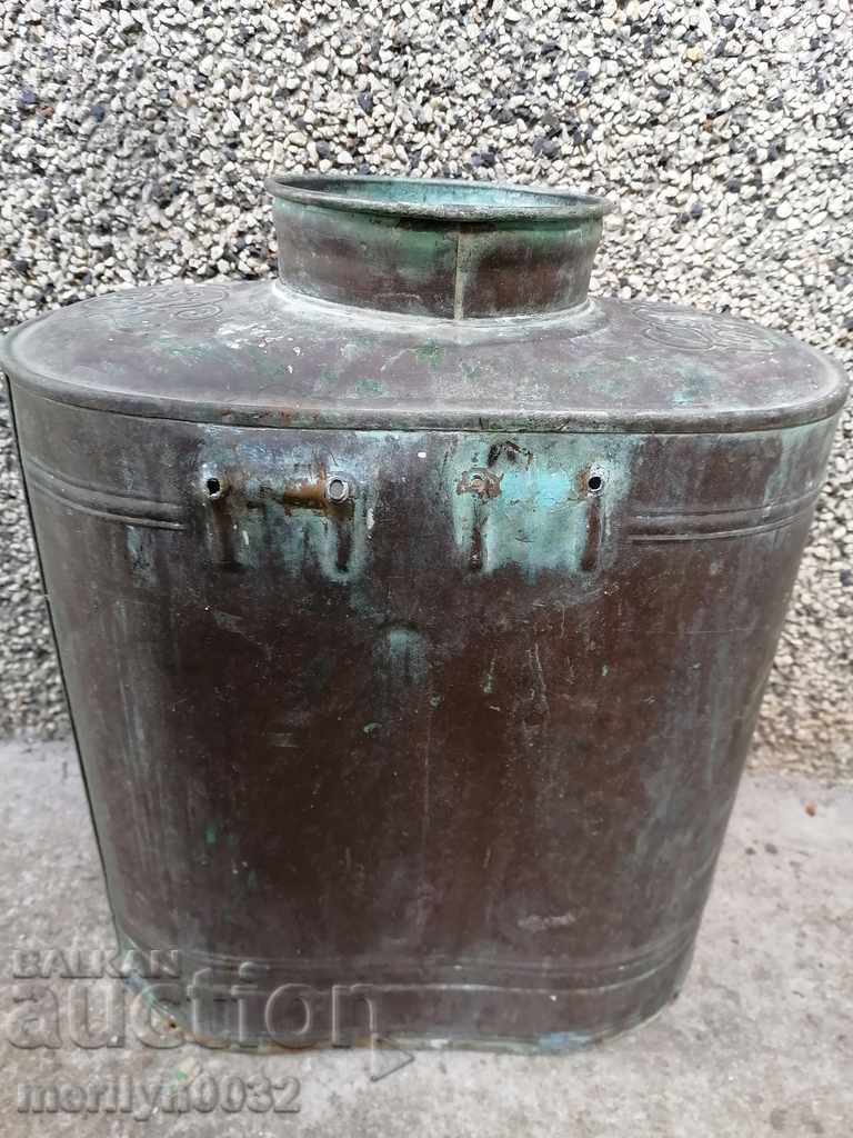 Auction Boiler from a German vineyard sprayer Karl Platz copper vessel Auction Boiler from a German vineyard sprayer Karl Platz copper vessel