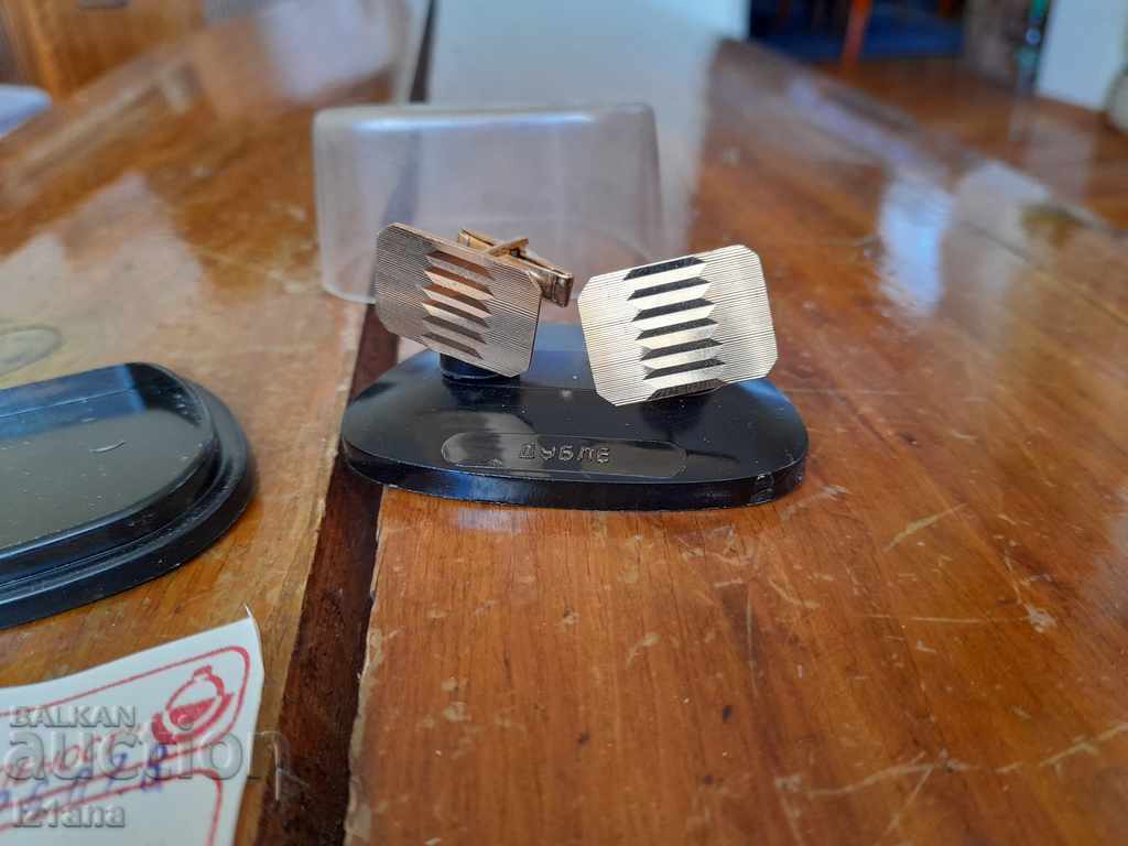 Delivery of Old buttons, Cufflinks Delivery of Old buttons, Cufflinks