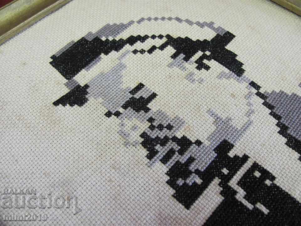 Delivery of 40s Art Deco Tapestry Lenin 33x28cm. Delivery of 40s Art Deco Tapestry Lenin 33x28cm.