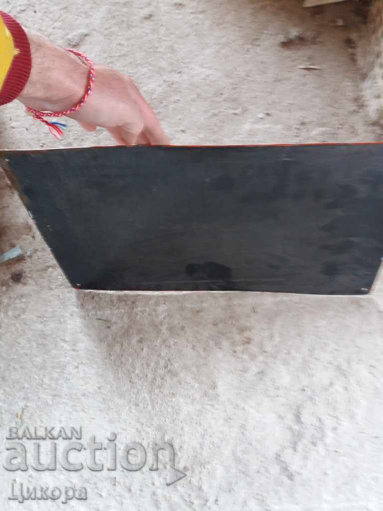 Auction LARGE ENAMELED PLATE RARELY Auction LARGE ENAMELED PLATE RARELY