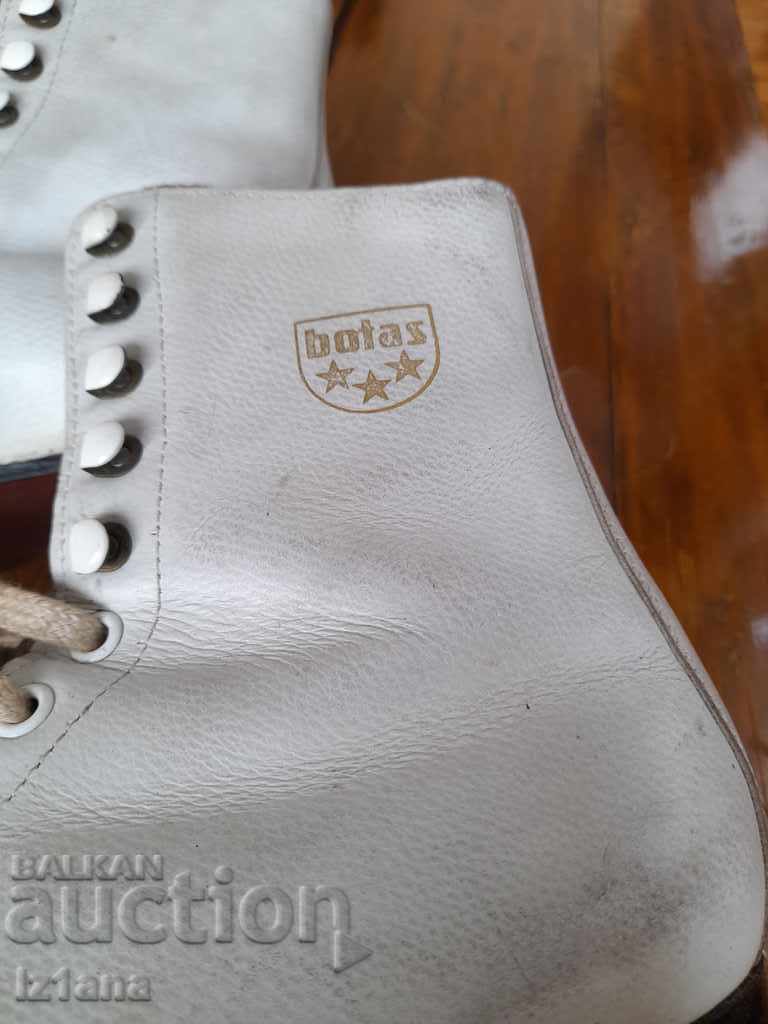 Old Botas figure skates with price 190.00 BGN | € 97.15