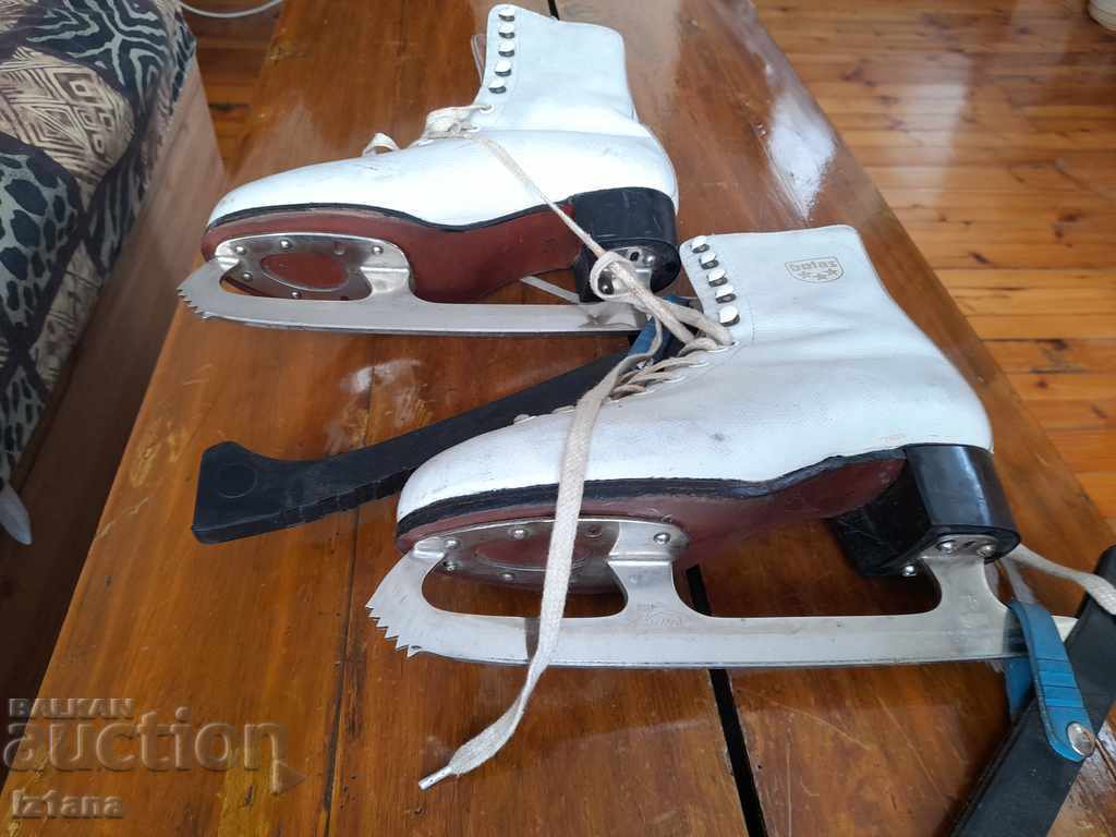 Old Botas figure skates - 5