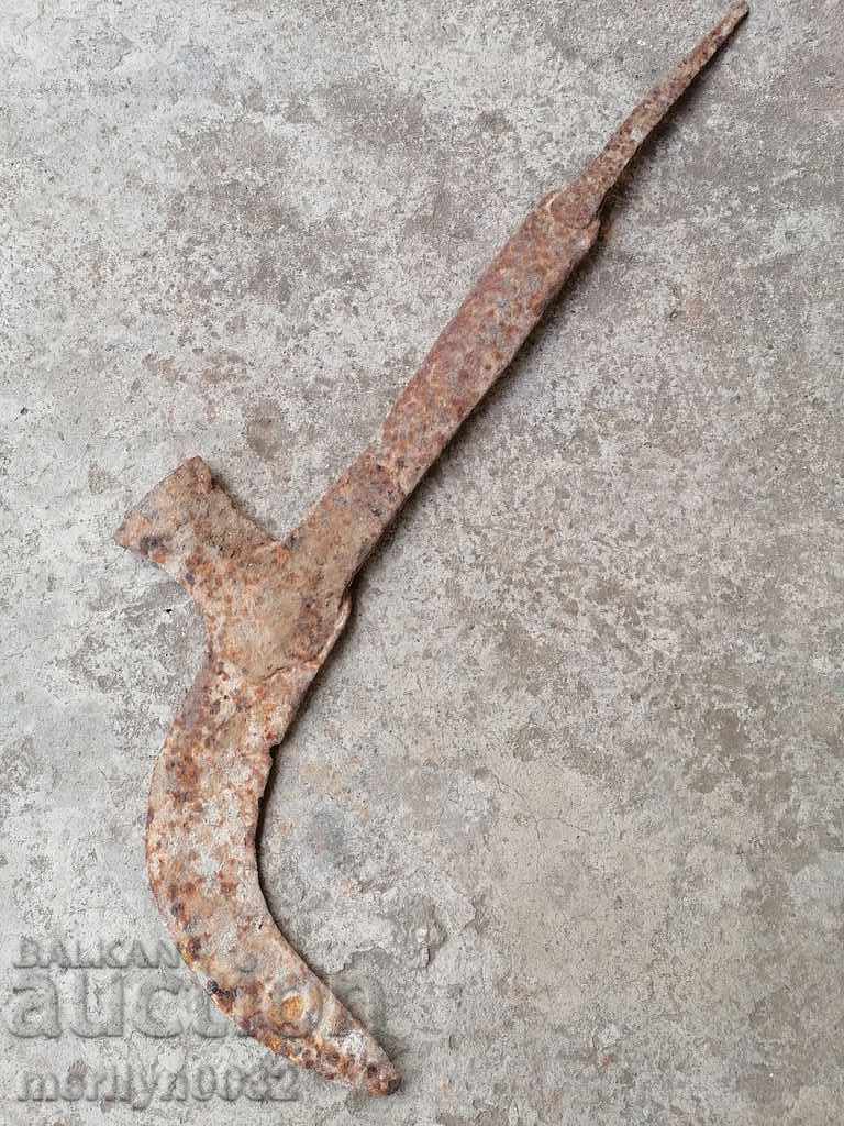 Delivery of Old tool knife forged wrought iron blade Delivery of Old tool knife forged wrought iron blade