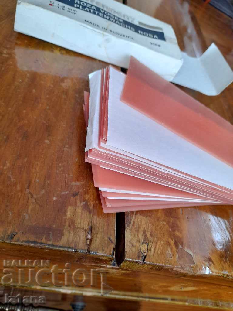 Auction Old pink wax Interdent Auction Old pink wax Interdent