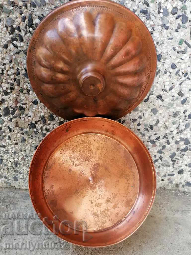 Service Sugar Baker Copper Cup Bowl with Cover - 7 Service Sugar Baker Copper Cup Bowl with Cover - 7