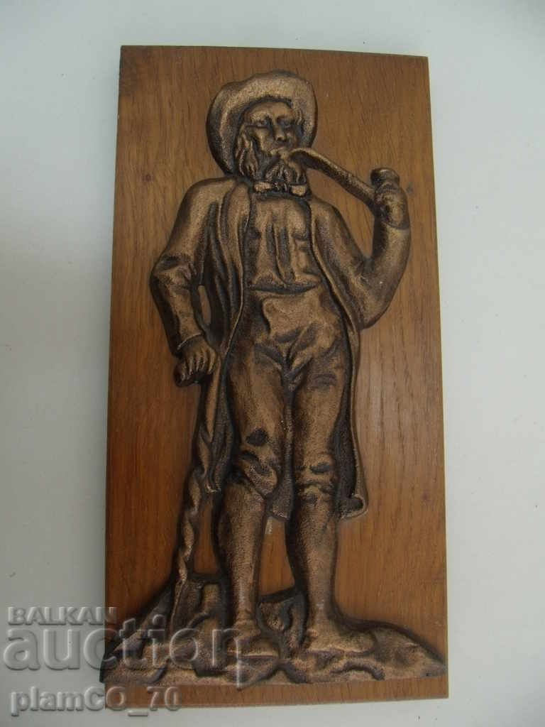 № * 5081 panou vechi - figură de bronz pe o bază de lemn