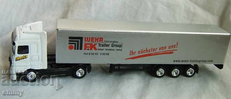 Mercedes with toy stroller trailer, metal and plastic - 5