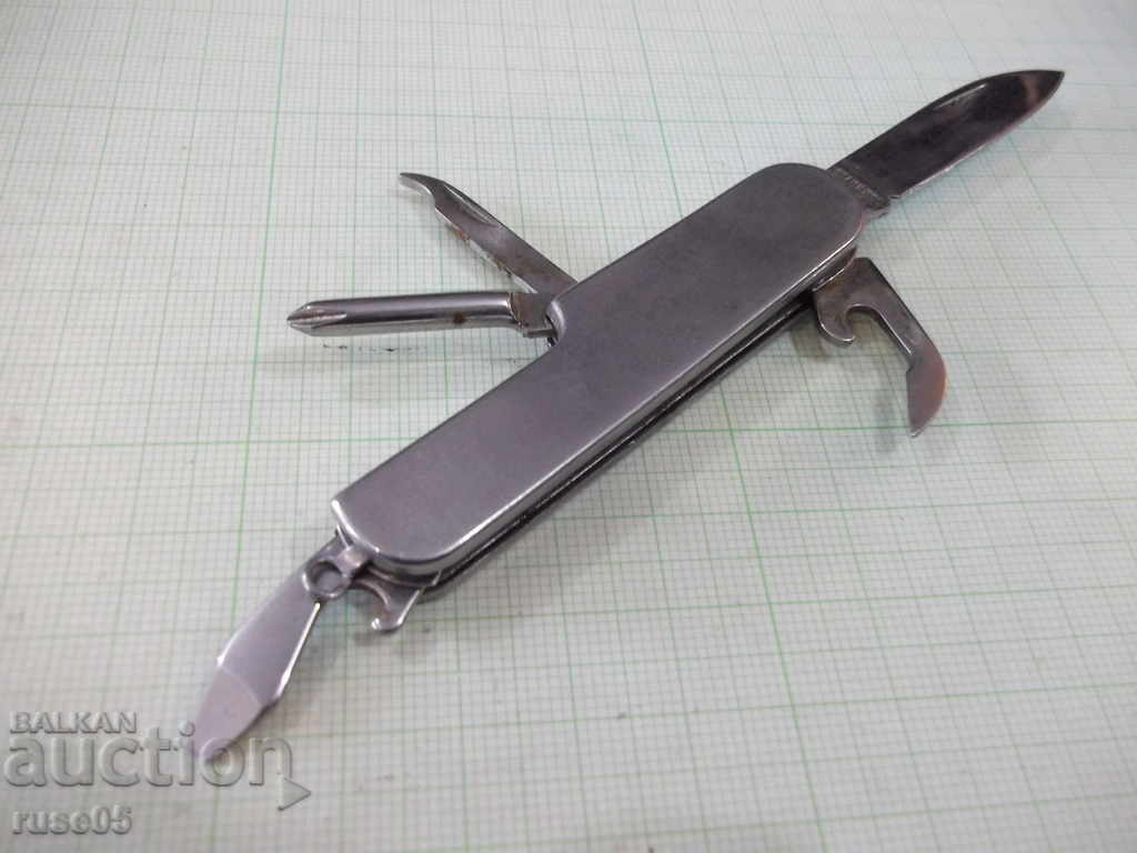 Leg with metal rails - 1 - 6 Leg with metal rails - 1 - 6