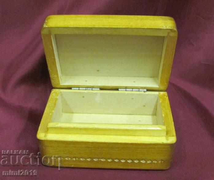 50's Wooden Jewelry Box - 6