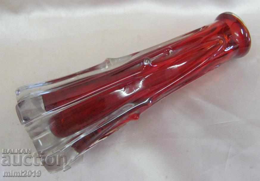 Auction Old Crystal Glass Solid Vase Auction Old Crystal Glass Solid Vase