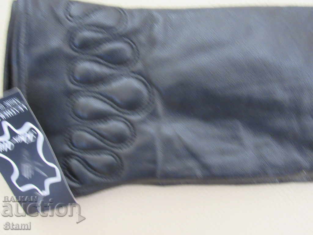 Auction Black women's leather gloves with genuine leather lining, Auction Black women's leather gloves with genuine leather lining,